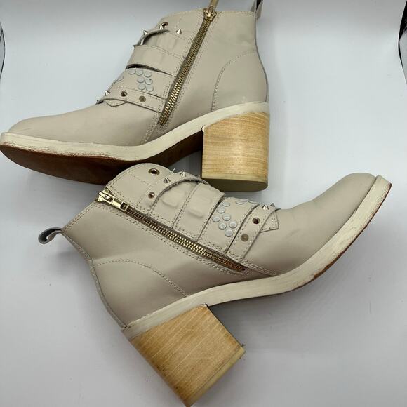 Kelsi Dagger Brooklyn Studded Wallace Buckle Leather Boots Cream Block Heel 8.5 - Picture 9 of 16
